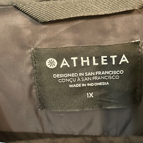 Athleta Black Puffer Jacket - Picture 3 of 5